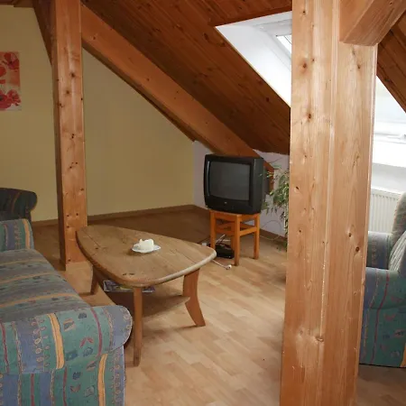 Combined Flat On A Farm In Kellerwald *
