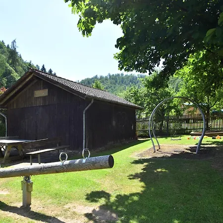דירה Combined Flat On A Farm In Kellerwald