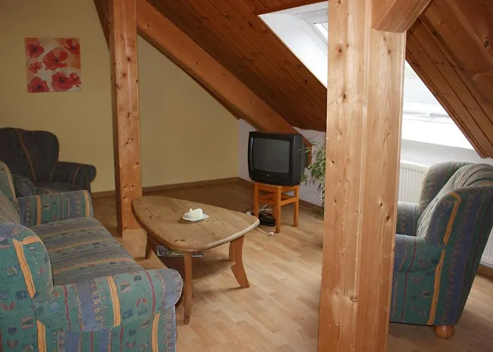 Charmante Mit Garten In Hueddingen *